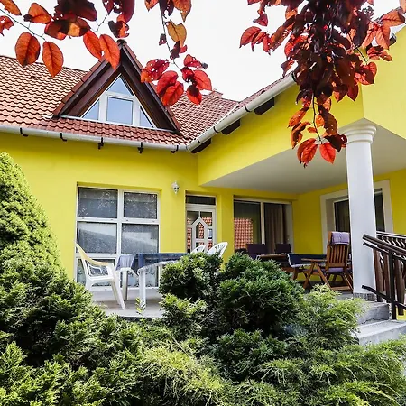 Burg Vendeghaz Bed & Breakfast Eger