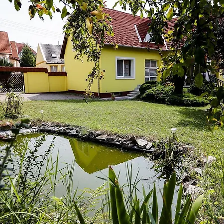 Bed & Breakfast Burg Vendeghaz